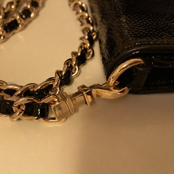 Tory Burch patent leather gold chain clutch or shoulder bag - Picture 15 of 16